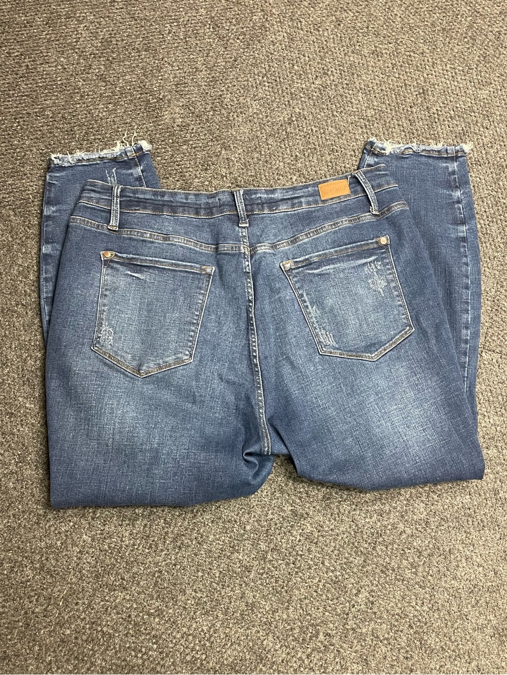Judy Blue Distressed Mid rise jeans womens plus size 20W - Picture 4 of 4